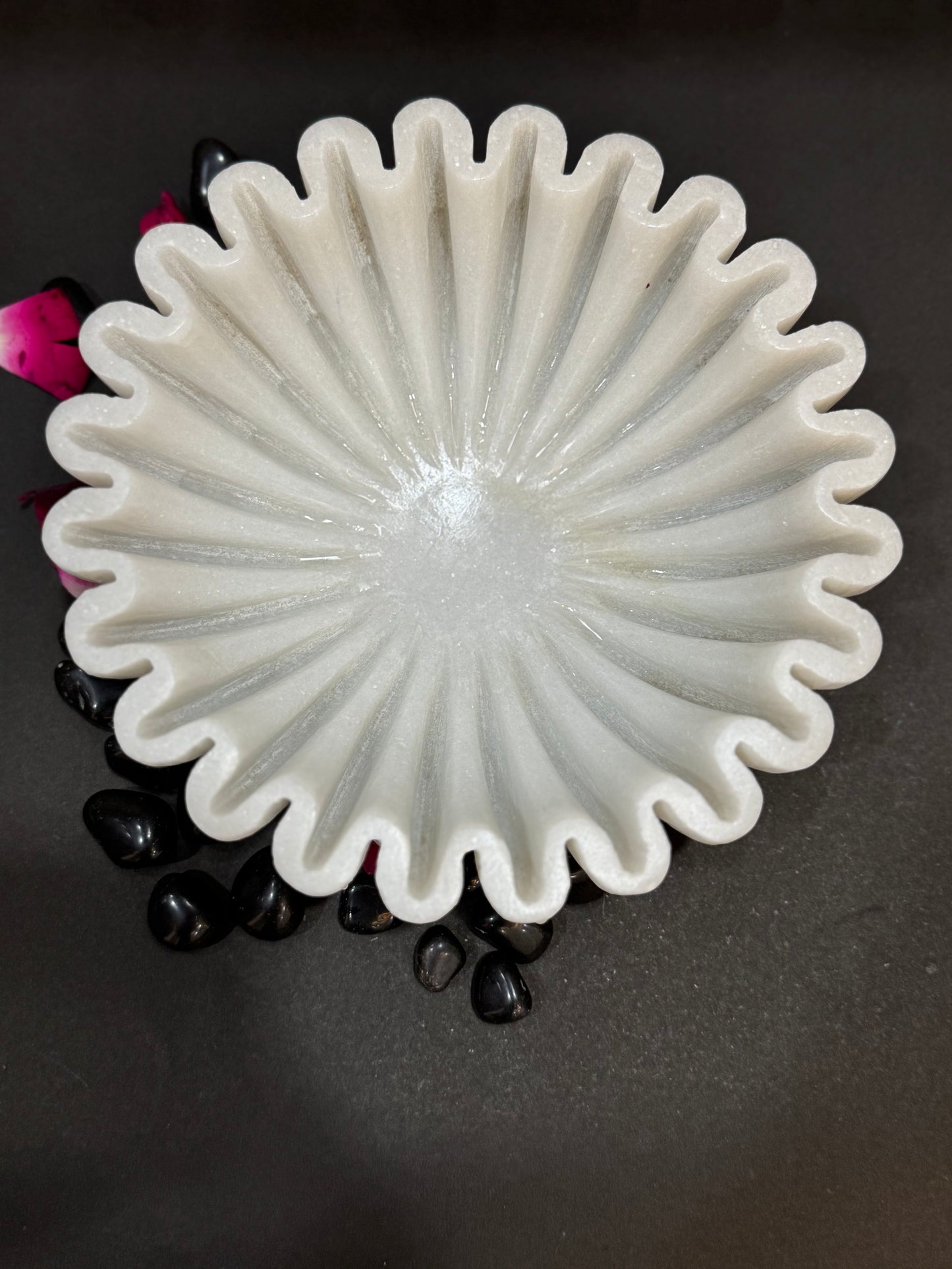 Handcrafted White Marble Urli Bowl – Decorative Marble Urli for Home, Festive Décor & Gifting