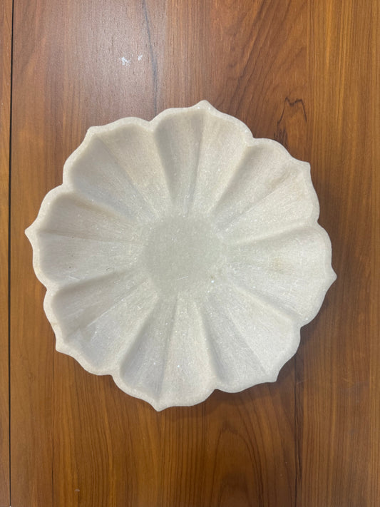 Handcrafted White Marble Flower Urli Bowl – Decorative Marble Urli for Home